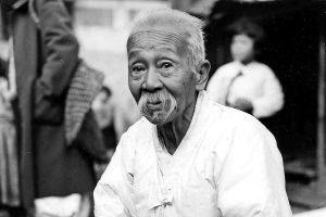 Au rythme actuel, la Corée du Sud risque de compter près de 13 millions de personnes âgées, soit 25,5 % de la population totale.