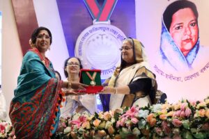 Durant les élections du 7 janvier au Bangladesh, la chanteuse et écrivaine Anima Mukti Gomes a été élue au sein du Parlement où elle représente la seule chrétienne.