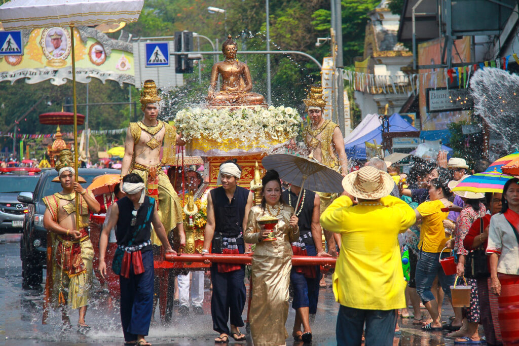 À Chiangmai en 2019 durant le festival de Songkran, le Nouvel an bouddhiste qui dure trois jours en Thaïlande.