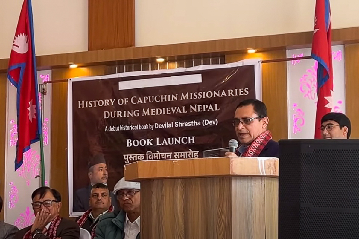 En mars 2024 lors du lancement de l’ouvrage publié par Devilal Shrestha sur « L’histoire des missionnaires Capucins dans le Népal médiéval ».