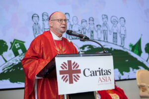 Mgr Peter B. Wells, nonce apostolique en Thaïlande, au Cambodge et au Laos, le 11 juin à Bangkok.