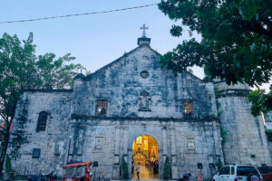 La cathédrale Notre-Dame de l’Assomption de Maasin, dans la province de Leyte du Sud (Visayas orientales), dans l’est des Philippines.