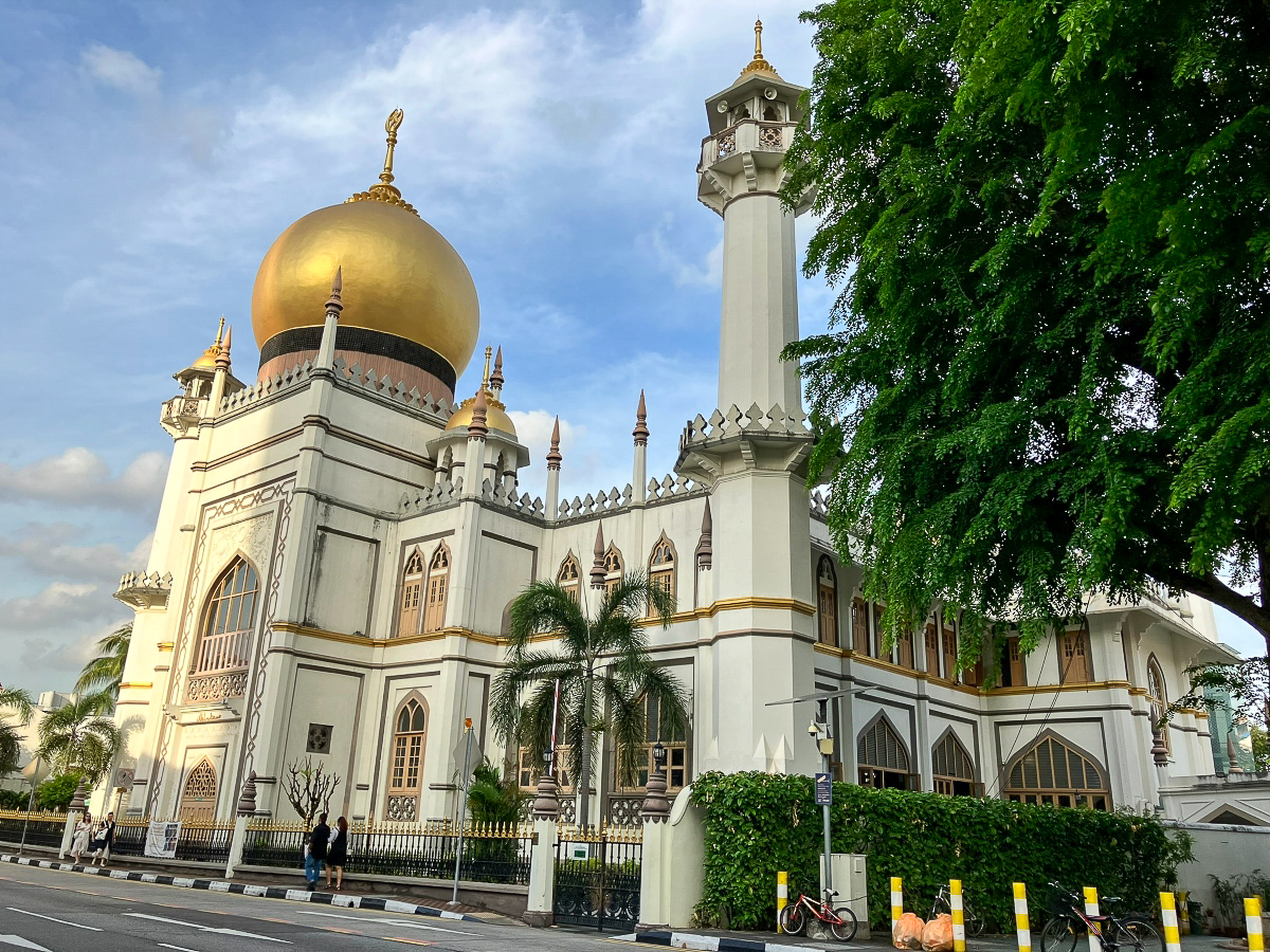 La mosquée du Sultan (Masjid Sultan) de Singapour, dans le quartier de Kampong Glam.