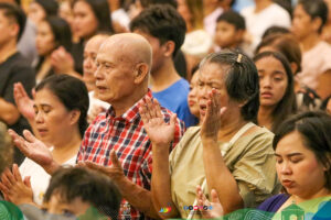 Des catholiques de l’archidiocèse de Cebu, le 24 décembre 2024.