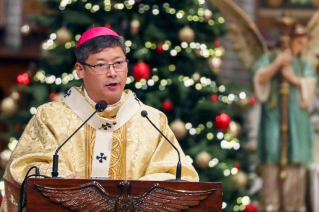 La communauté catholique sud-coréenne soutient publiquement la destitution du président Yoon (ici Mgr Chung, archevêque de Séoul, lors de la messe de Noël 2022).