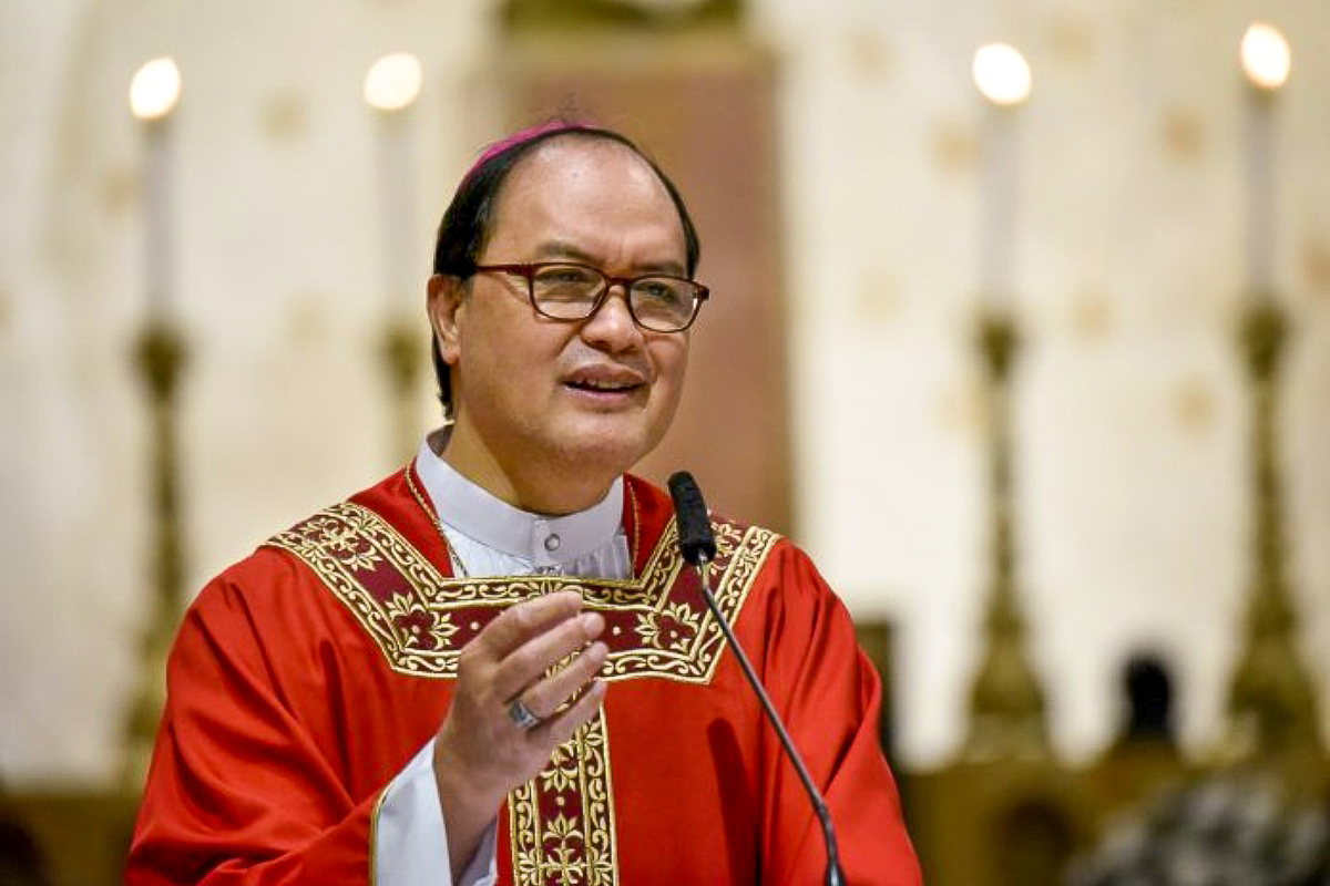 Le 7 décembre, Mgr David est devenu le premier Philippin non-archevêque à être élevé au rang de cardinal.