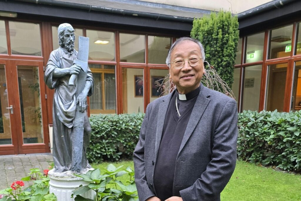 Mgr Neli, archevêque d’Imphal, au Manipur en conflit depuis début mai 2023 (dans le nord-est de l’Inde), ici en novembre à Dublin lors de la « Red Week » de l’AED.