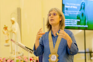 Sœur Angela Coelho, postulatrice de la canonisation des saints Francisco et Jacinta Marto, le 10 décembre à Quezon, Philippines.