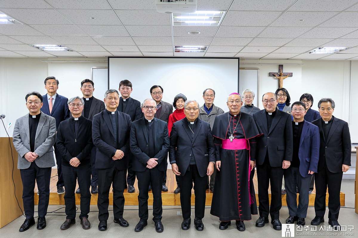 Le 8 février à Séoul lors d’un symposium sur la vie et l’œuvre du cardinal Kim So-hwan (1922-2009), dans le cadre de son processus de béatification.