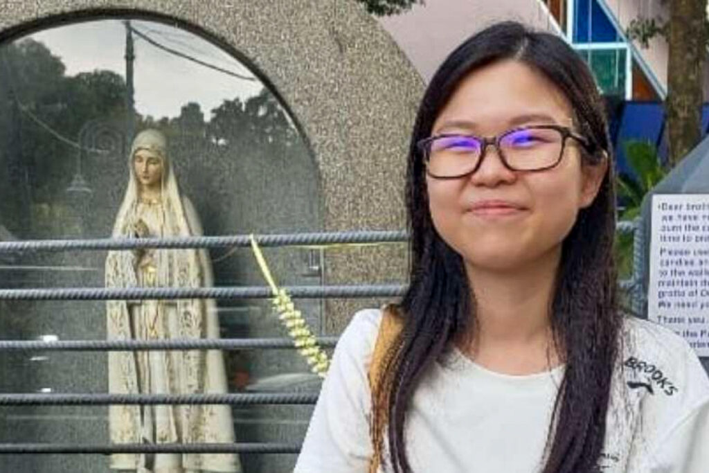 Fung Yihan, déjà baptisée dans l’Église anglicane, attend avec impatience la Vigile pascale du 19 avril durant laquelle elle prendra Catherine comme nom de confirmation.