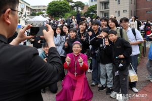 Mgr Pierre Chung Soon-taick, archevêque de Séoul : « Le monde, de nombreuses manières et peut-être inconsciemment, a soif de témoins d’espérance ».