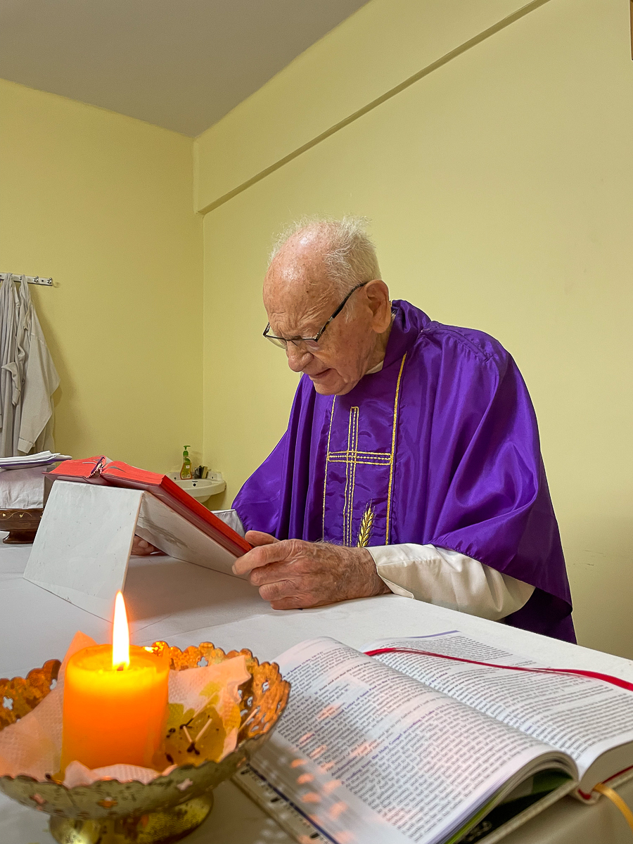 Une des œuvres majeures du missionnaire a été la traduction de la Bible en langue tamoule.