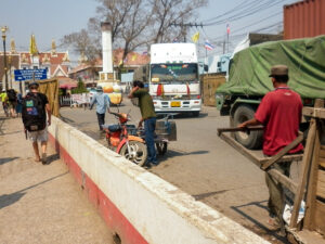Un poste de frontière entre la Thaïlande et le Cambodge. Les affrontements ont repris cette semaine entre les deux pays.