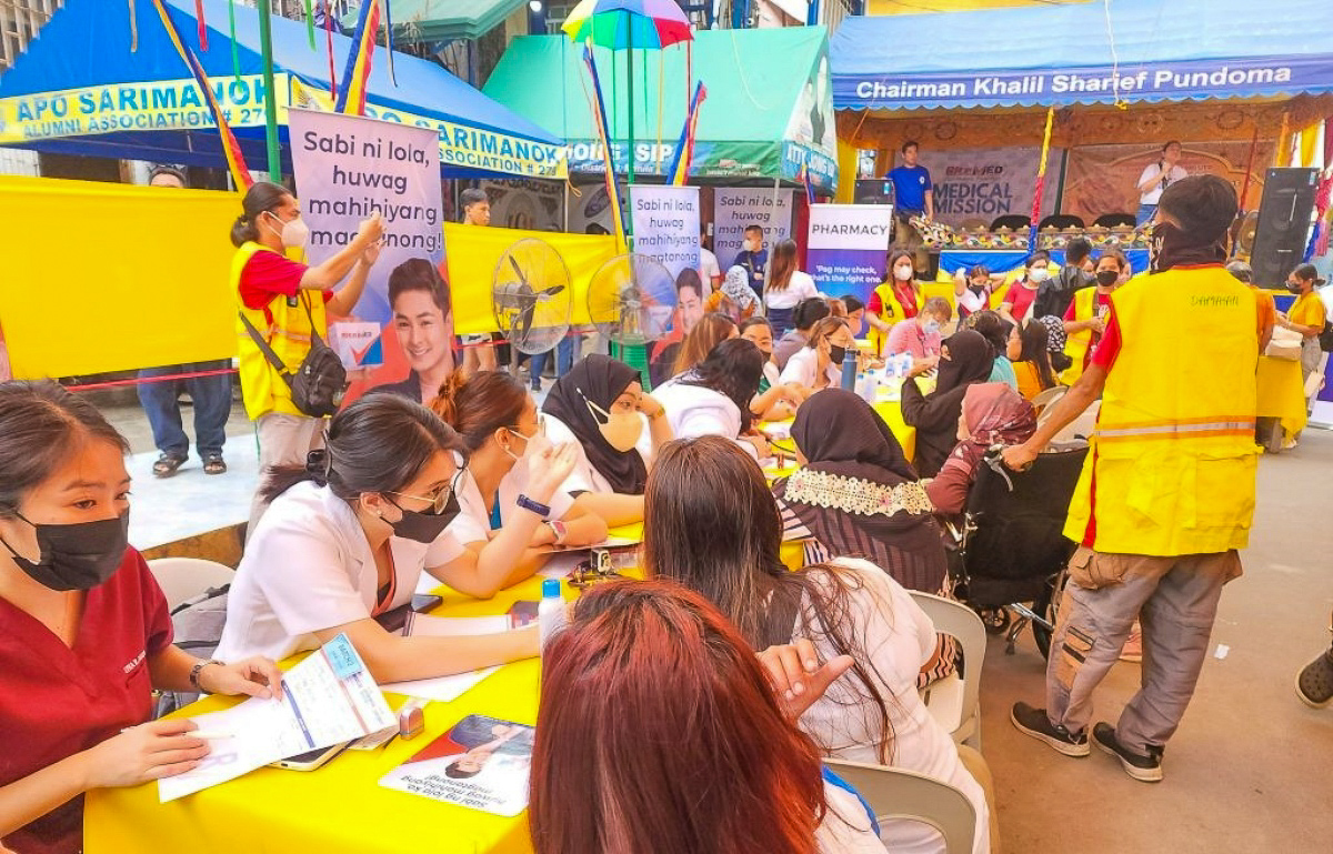 Durant la célébration de la fin du Ramadan, l’Église catholique a organisé une mission médicale dans le quartier musulman de Quiapo à Manille. Ce type d’initiative favorise l’œcuménisme et la rencontre entre les communautés.
