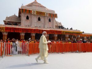 Le Premier ministre Narendra Modi, en 2024 lors de la consécration d’un temple hindou à Ayodhya, Uttar Pradesh.