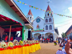 L’église du Christ-Roi de Falam, dans l’État Chin, fait partie des quelque 200 sites religieux birmans endommagés, détruits ou pillés depuis 2021.