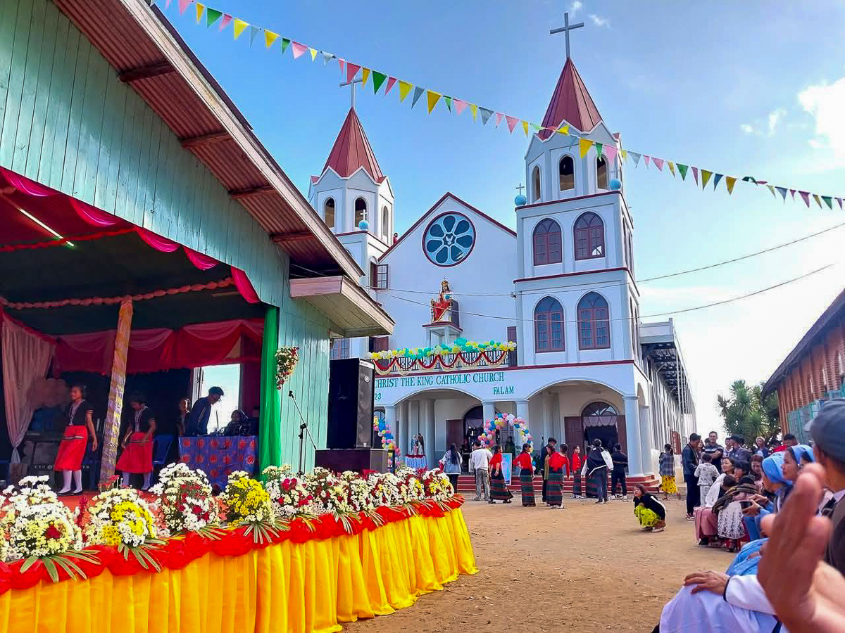 L’église du Christ-Roi de Falam, dans l’État Chin, fait partie des quelque 200 sites religieux birmans endommagés, détruits ou pillés depuis 2021.