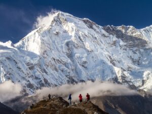 Les changements climatiques affectent les expéditions et le tourisme himalayens, qui font vivre près de 300 000 Népalais.