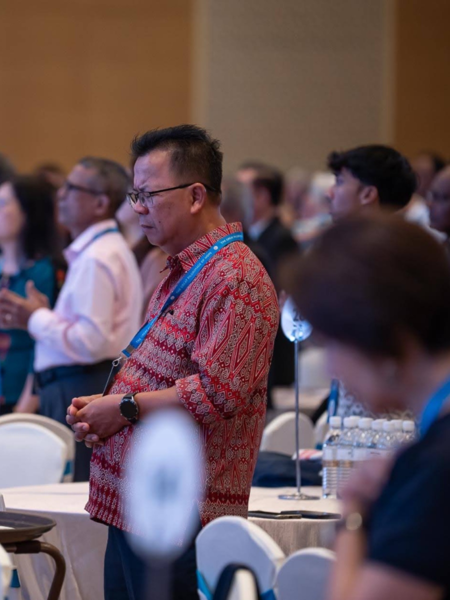 « Les mages reprirent leur pèlerinage, rassurés par la parole prophétique, mais toujours guidés par l’étoile »