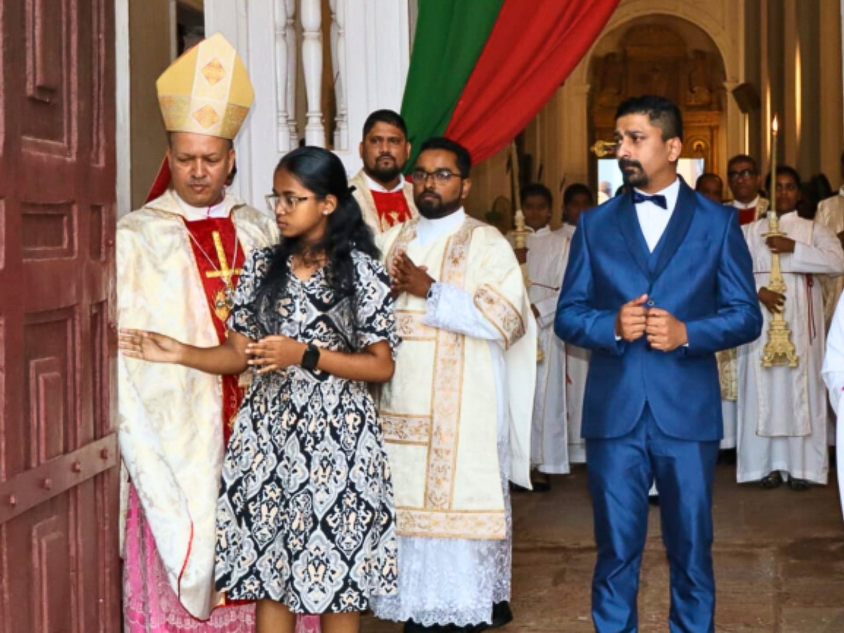 La fermeture de la porte sainte de la Sé Cathedral de Vieux-Goa, le 28 décembre 2025 à l'occasion de la fête de la Sainte Famille.