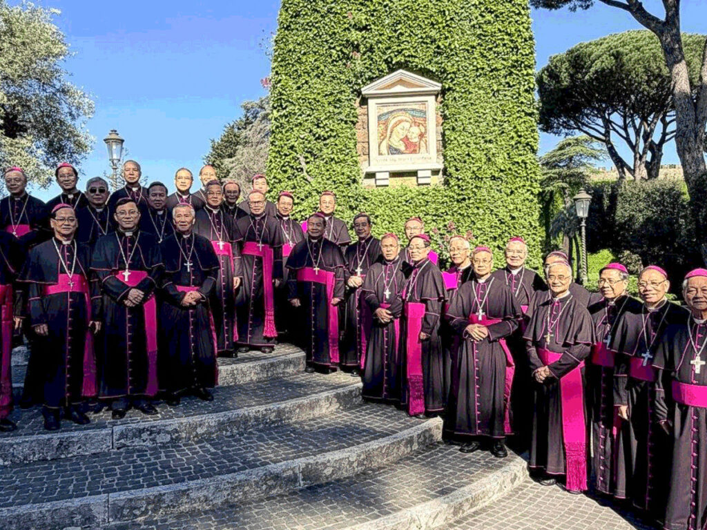 Du 20 au 25 avril, 32 évêques de la Conférence épiscopale du Vietnam ont effectué leur visite Ad Limina au Vatican