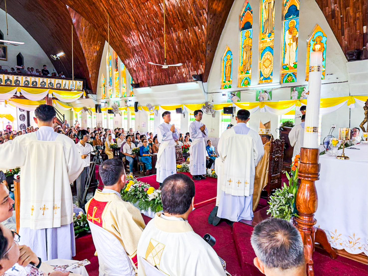 Le 22 avril lors de l’ordination de deux nouveaux prêtres au Laos. Une étape majeure pour l’Église locale qui ne compte que 20 prêtres pour 53 000 fidèles.