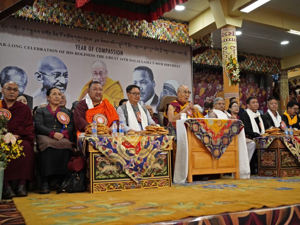 Le 6 juillet 2025 à l’occasion des célébrations du 90e anniversaire du 14e Dalaï-Lama à Dharamsala (Inde).