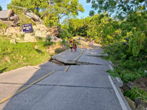 Au 12 juin, le bilan du séisme de magnitude 7,8 qui s’est produit au large de l’île de Mindanao, au sud des Philippines, est de 55 morts, 31 disparus et 1 120 blessés.