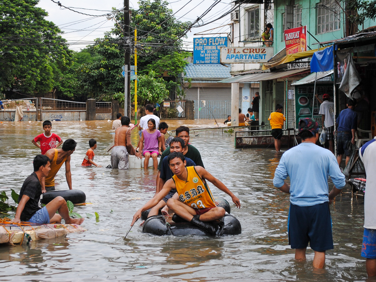 L’archipel philippin fait partie des régions les plus exposées à des risques climatiques extrêmes (ici, une inondation à Manille fait suite au passage d’un typhon).