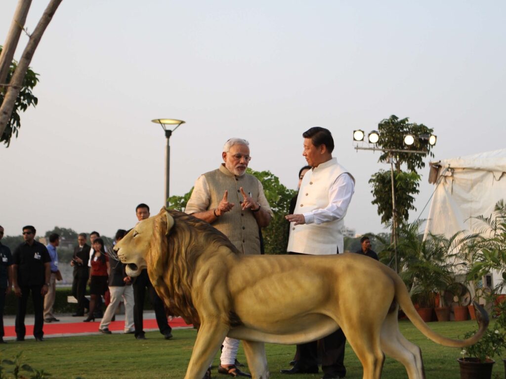 Le Premier ministre indien Narendra Modi et le président chinois Xi Jinping, ici en 2014 à Ahmedabad, Inde.