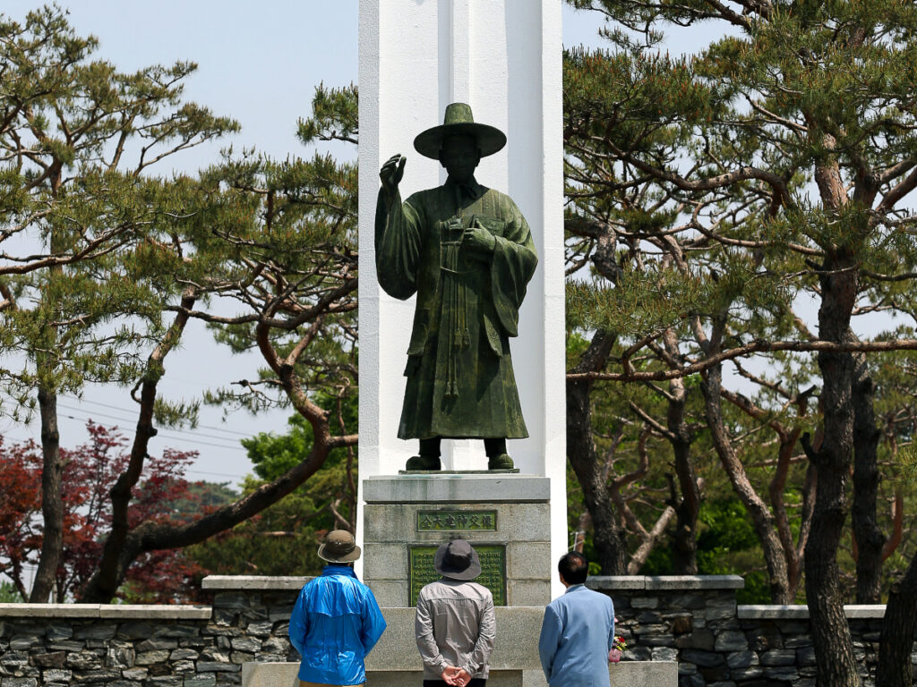Le sanctuaire de Solmoe, lieu de naissance de saint André Kim, sur la commune de Dangjin sur la côte ouest.